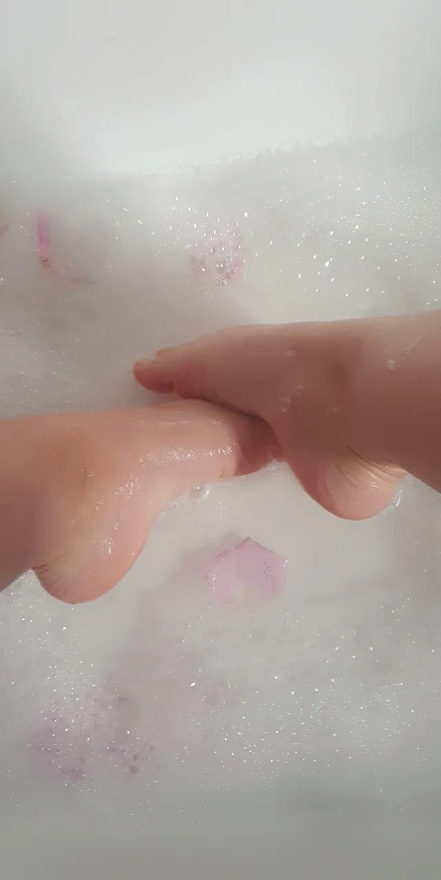 Petite cutie tootsies OnlyFans