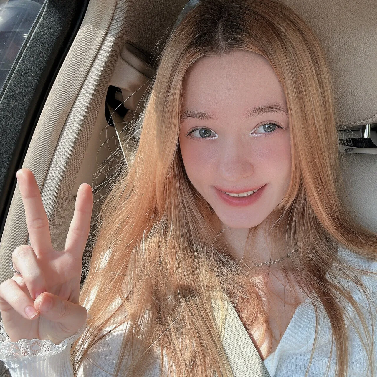 Baby Alice 💗 OnlyFans