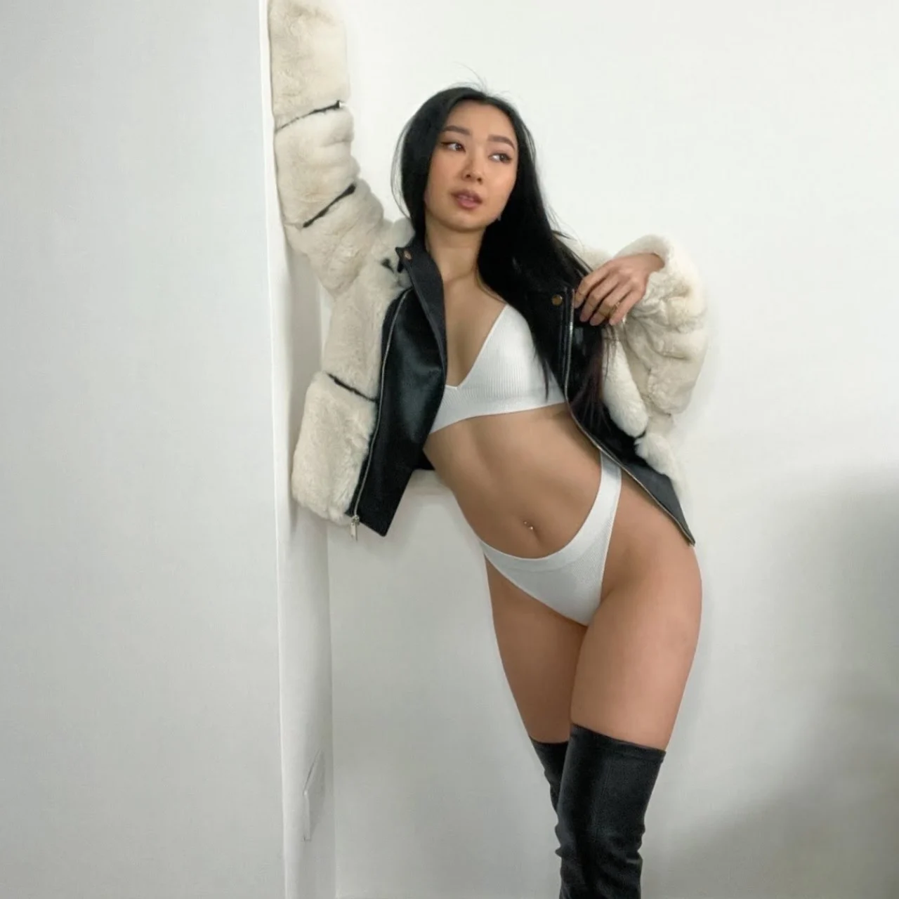 AsianbbygirlJ OnlyFans