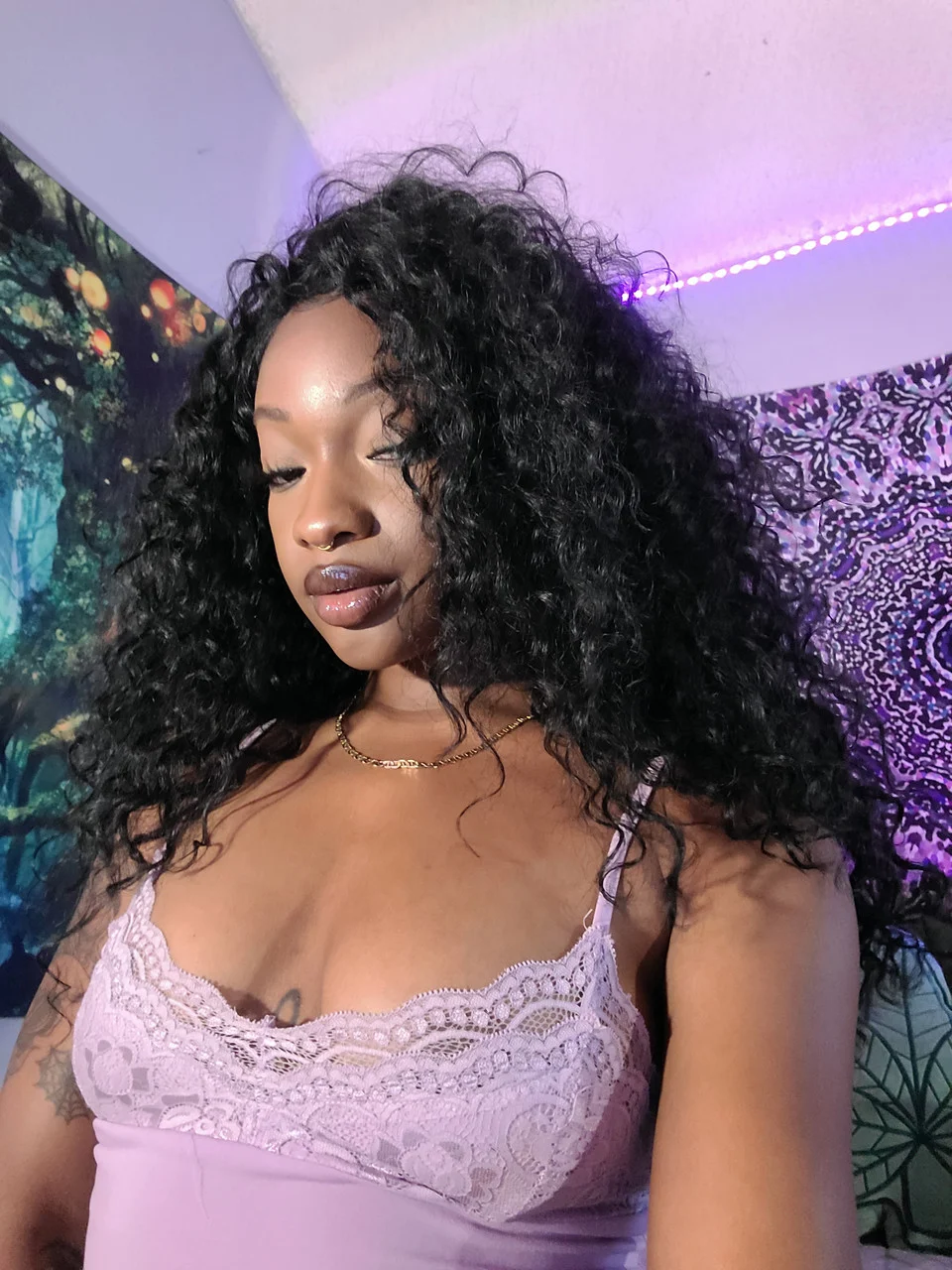 Nia Longlegs Free💃🏿 OnlyFans