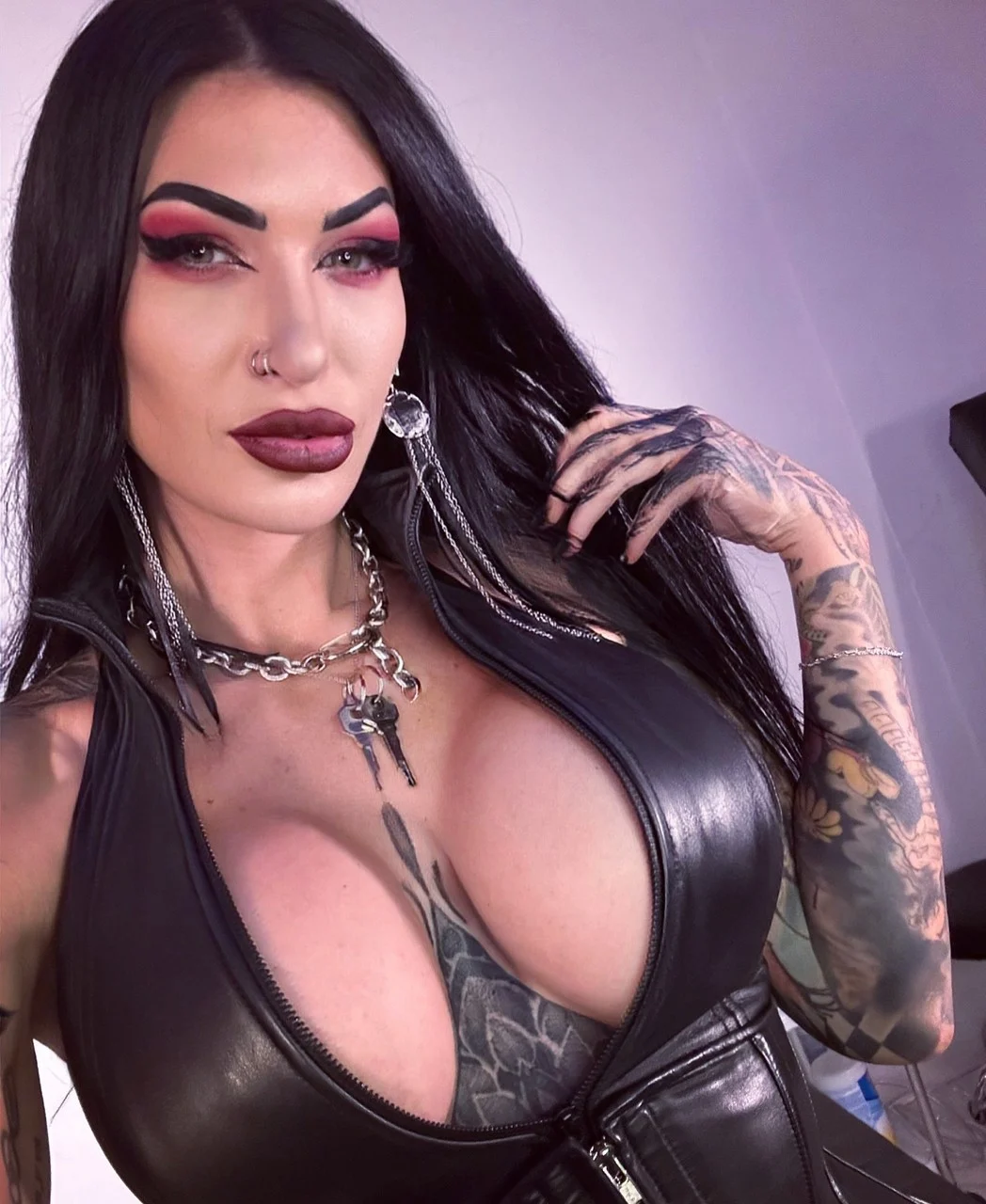 Mistress Damazonia OnlyFans