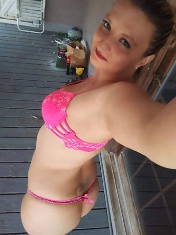 nylon Kelli OnlyFans