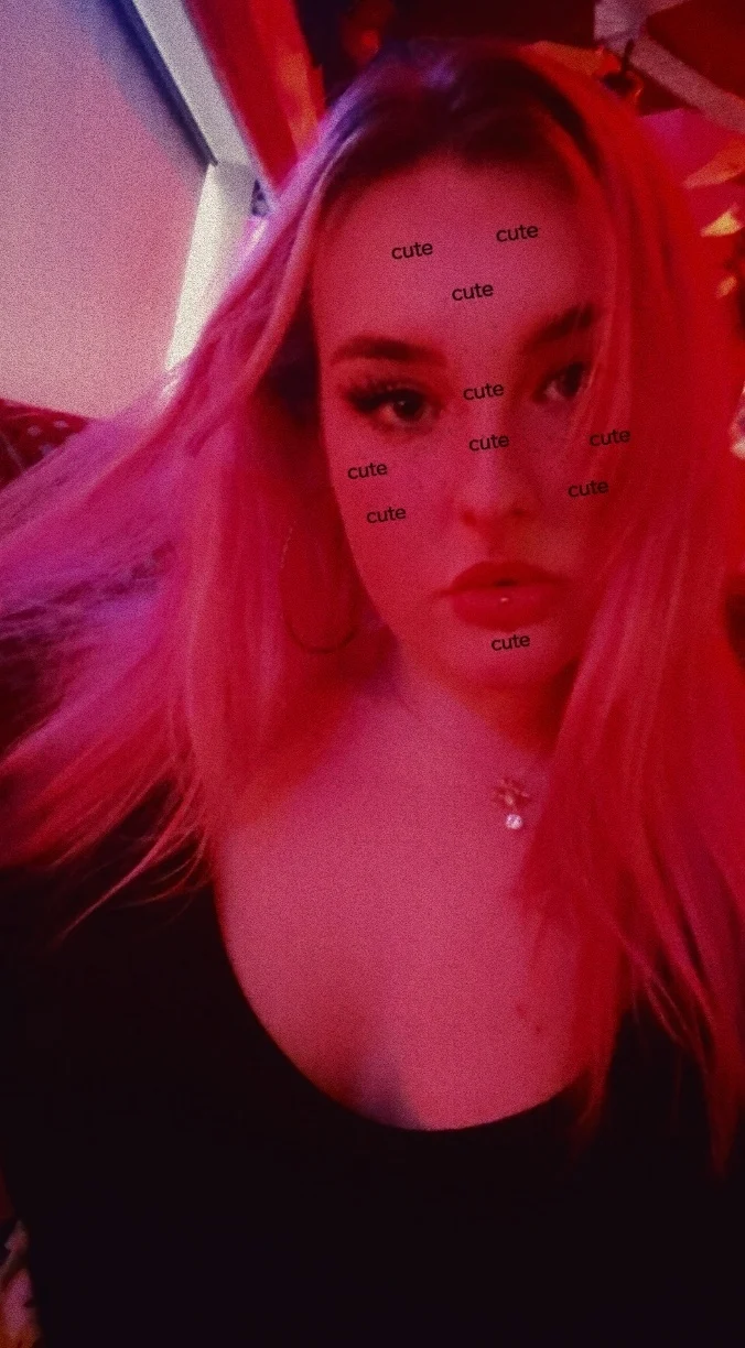 Bee OnlyFans