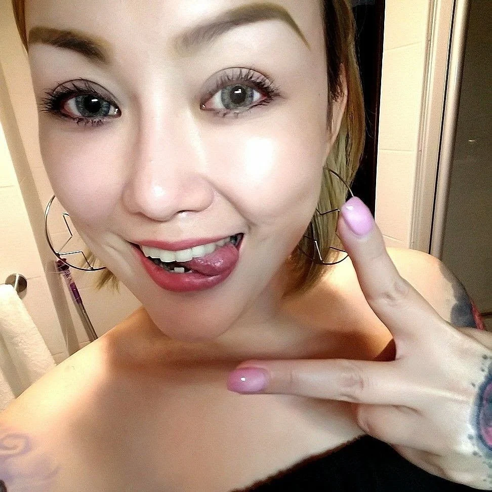 𝓩𝓸𝓮 𝓢𝓽𝓻𝓪𝓷𝓰𝓮 OnlyFans