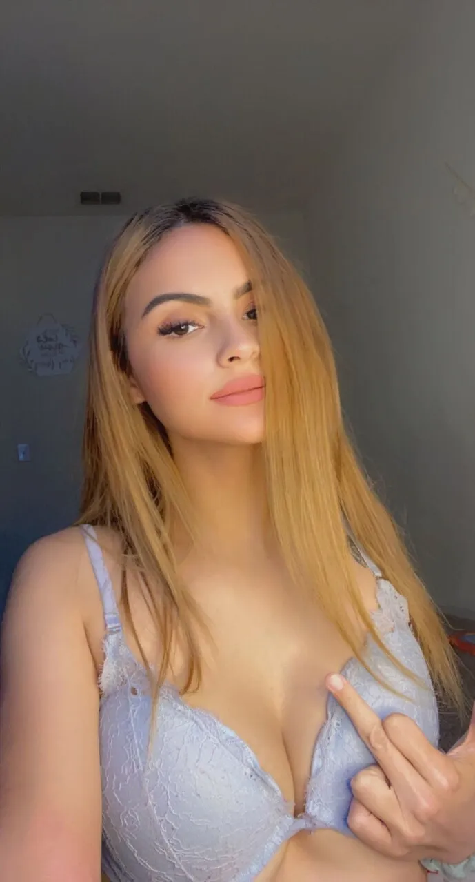 Goddess Chloe OnlyFans