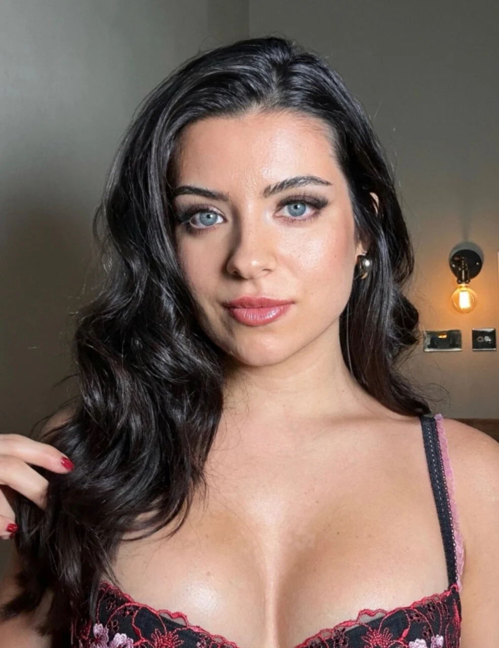 Lily Fiore OnlyFans