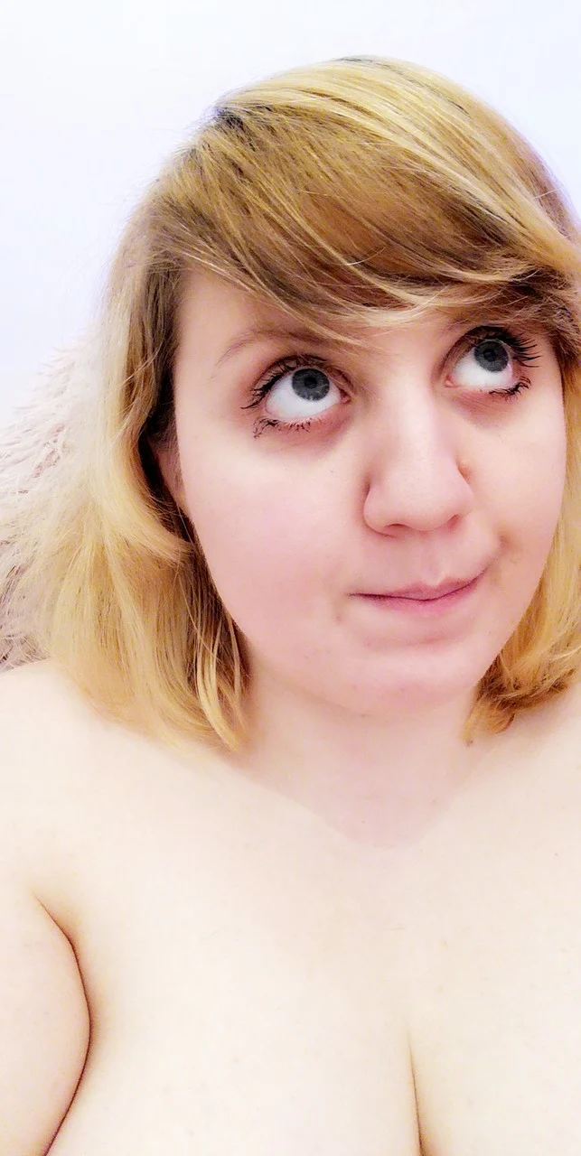 HUGE NATURAL BOOBS OnlyFans