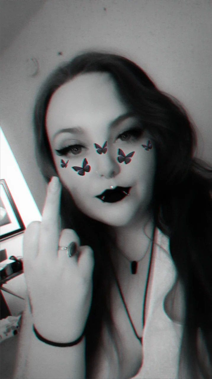 Goddess Thaelia OnlyFans