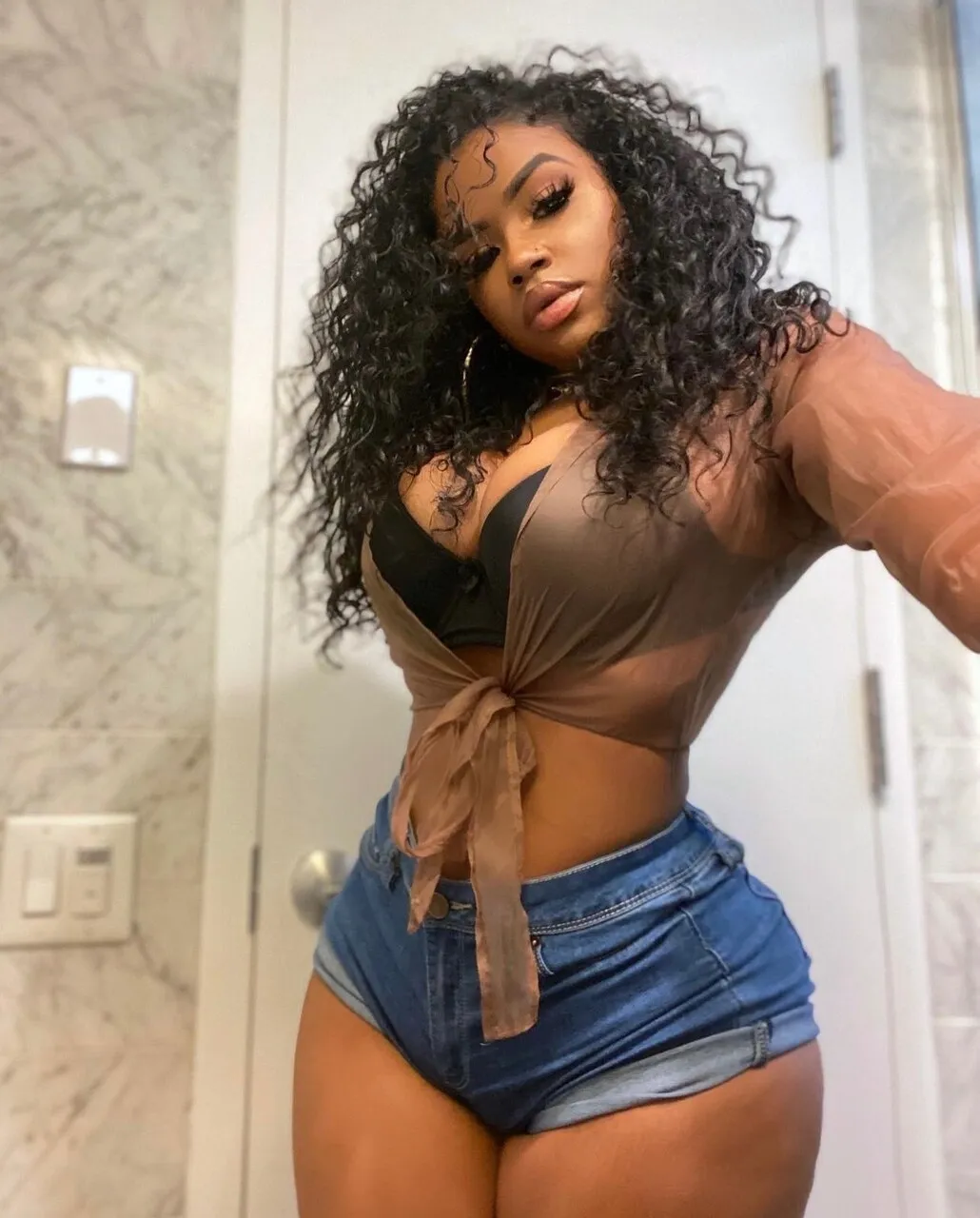 ASHANTI OnlyFans